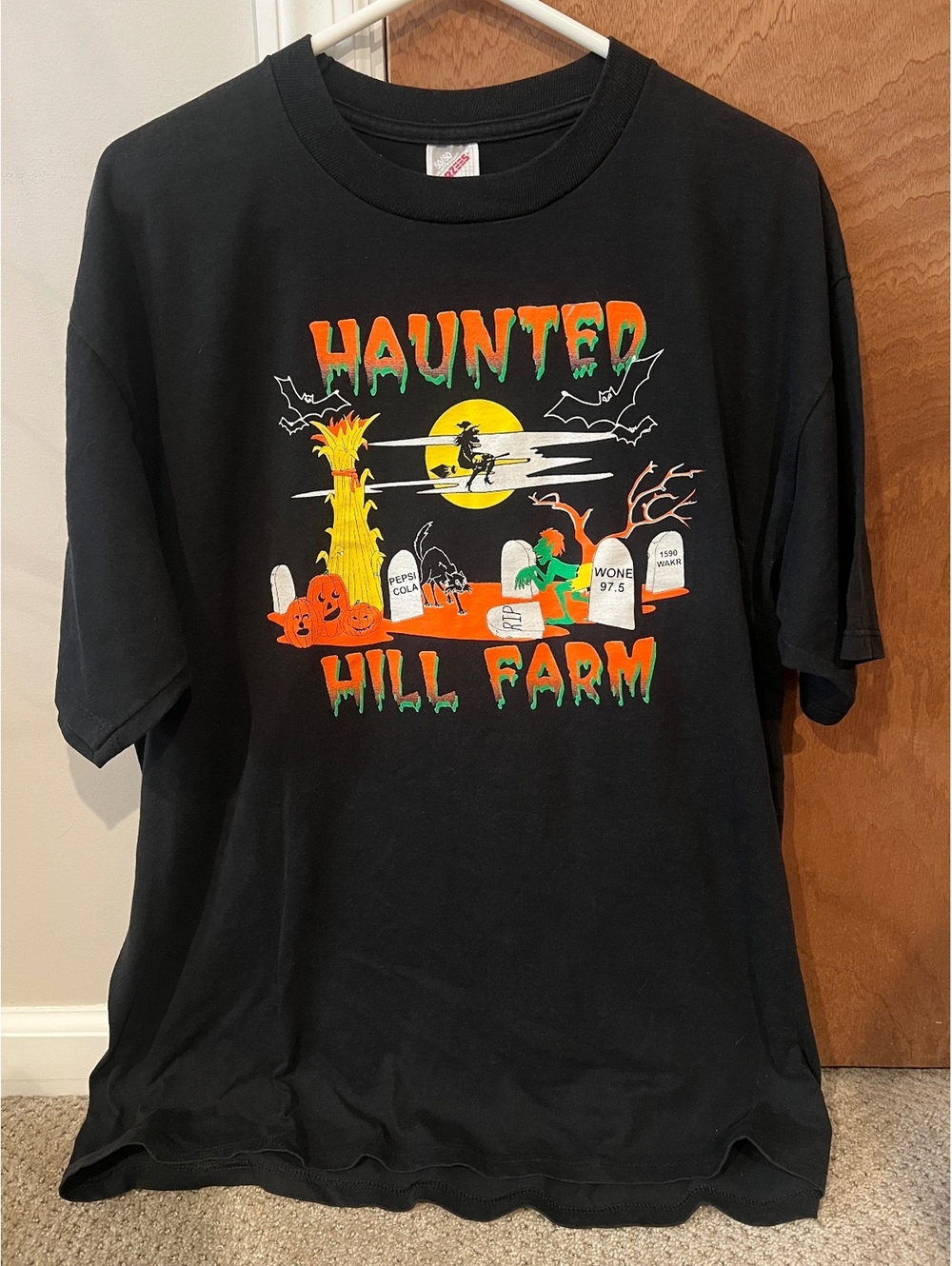 Vintage Haunted Hill Farm Halloween T-Shirt